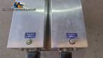 Semi-automatic pneumatic liquid filling machine with two nozzles