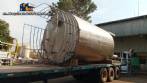 30,000 liter stainless steel storage tank with ladder