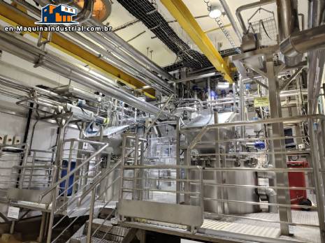 Jacketed cookers with platform, pumps, and valves for toppings, syrups, fillings, and sauces.