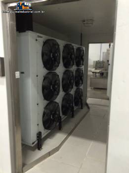 Ultra modular polyurethane insulated freezer near Mint