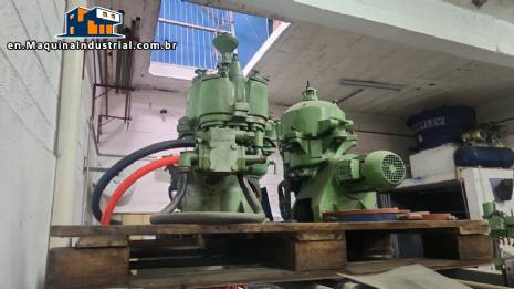 Westfalia 1,000 liters/hour centrifuge separator for oil purification
