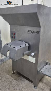 Ibrasmak meat block cutter/breaker with Simetria grinder and conveyor belt.
