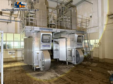 Tetra Pak TBA 8 aseptic filling machine for Tetra Brik carton packaging.