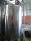 Stainless steel tank with simple shirt and mixer