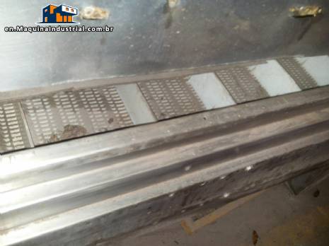 Stainless steel conveyor belts
