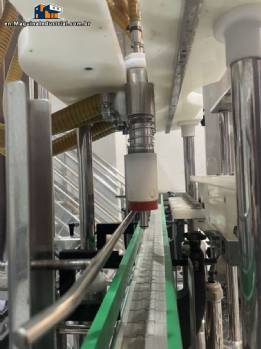 Linear automatic filling machine in stainless steel with 4 UNITI spouts