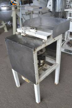 Stopper paoca press with 10 cavities