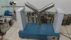 Benchtop Y V mixer for laboratories