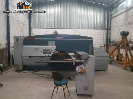 Durma 22 tons CNC hydraulic sheet metal punching machine