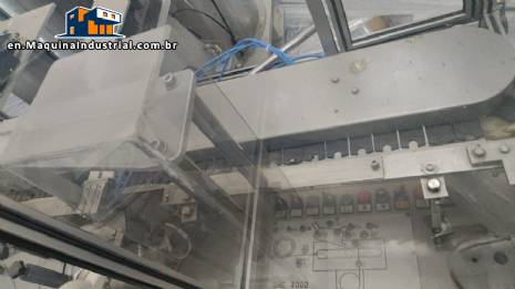 Bausch Str�bel syringe labeling machine