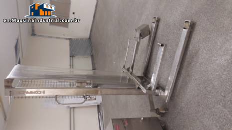 Compact L320 GT stainless steel manual forklift