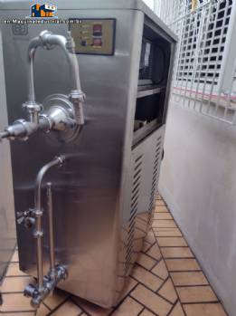Continuous ice cream and a�a� production machine, Bertollo brand, 200 liters per hour.