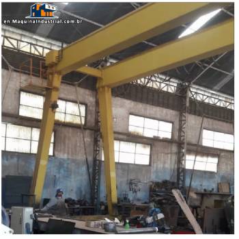Gantry crane for 20 tons