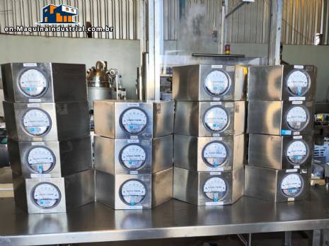 Dwyer Instruments Magnehelic Analog Differential Pressure Gauge