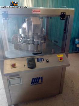 Rotary tablet compressor Neuberger