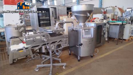 Handtmann hamburger and meatball forming machine