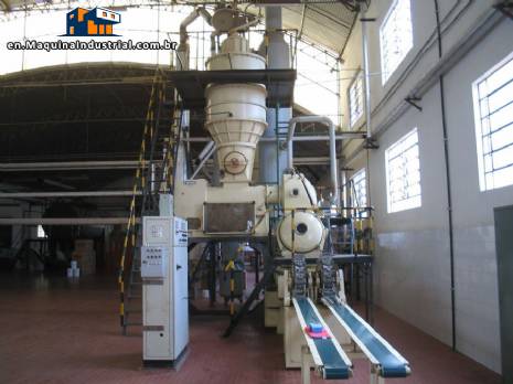 Complete structure of the triplex extruder 3,000 kg/h Mazbra Mazzoni Group