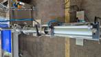 Semi-automatic filling machine for liquids