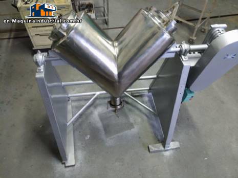 V-shaped powder mixer 100 L