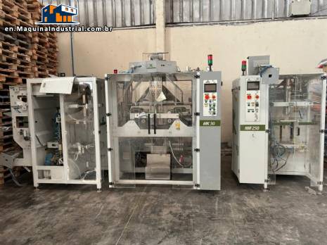 Indumak MM 250 packaging machine and MK 30 baler