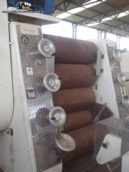 Chocolate refining cylinder with 5 rolls Hermann Chocolate refining cylinder with 5 rolls Hermann