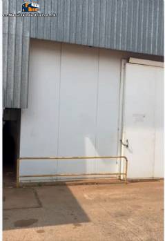 Cold room cooling with 300 m² Cold room cooling with 300 m²