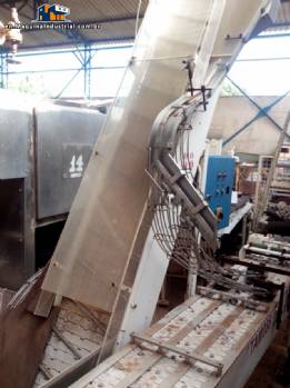 Feeding system with silos Feeding system with silos