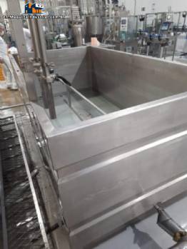 Insulated stainless steel tank for cheese and milk production, BB Inox dairy, 3500 liters. Insulated stainless steel tank for cheese and milk production, BB Inox dairy, 3500 liters.