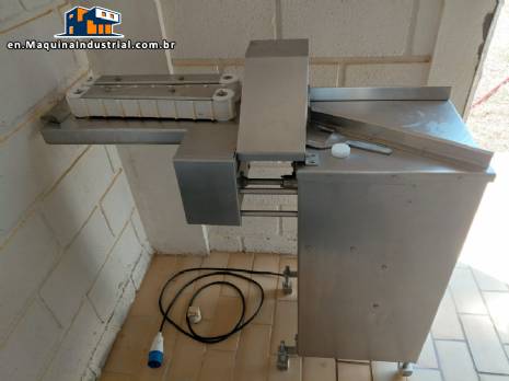 Perini stainless steel sausage tying machine, 500 kg per hour. Perini stainless steel sausage tying machine, 500 kg per hour.