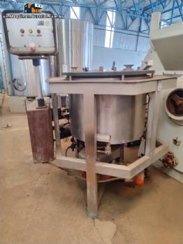 Stainless steel mixing tank for creams and thick products 400 liters Stainless steel mixing tank for creams and thick products 400 liters